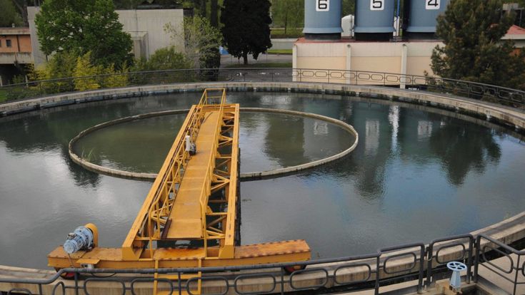 Acqua, 1,9 miliardi investiti. Ma i tubi perdono ancora