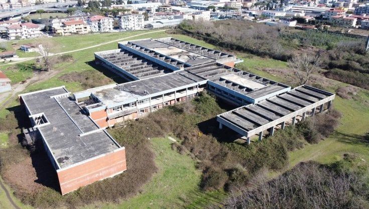 A Scampia un sogno green per rilanciare l'area dell'ex centrale del latte