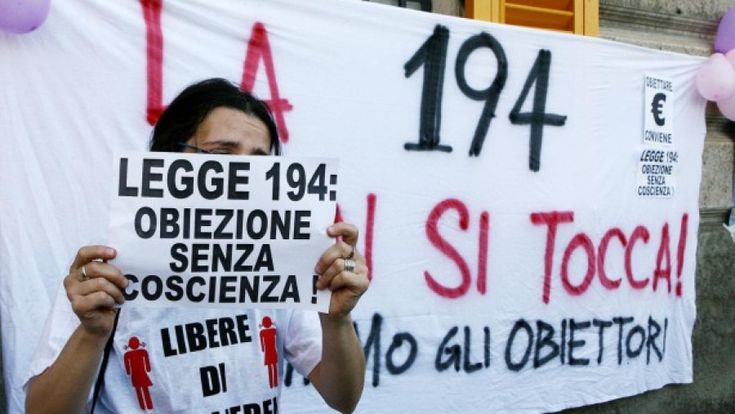 I 40 anni della 194, la legge che ha fatto crollare gli aborti in Italia