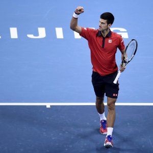 Tennis, Djokovic è così forte che ormai può giocare anche da fermo