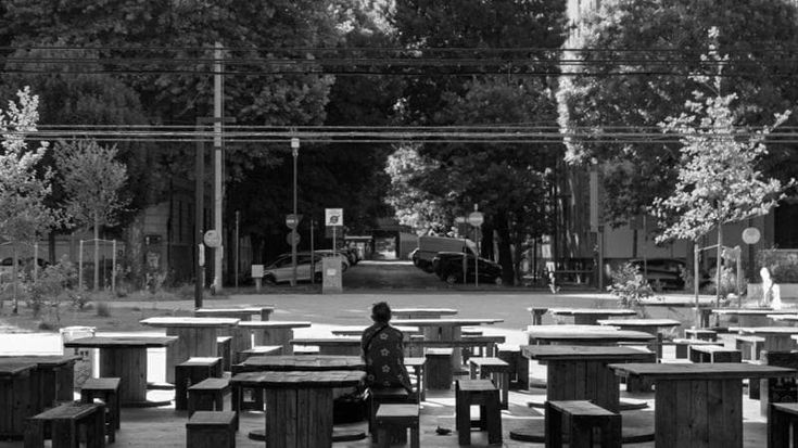 Suburbia, il fotografo delle periferie: “Scatti in bianco e nero per raccontarle senza stereotipi”
