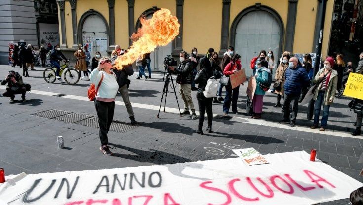 Scuola, ingressi scaglionati