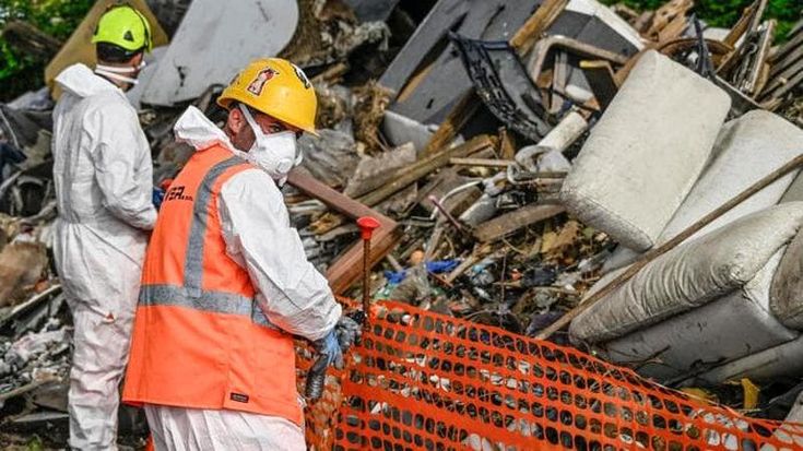 Campania, rifiuti e cemento gli affari dei clan: Napoli guida la classifica