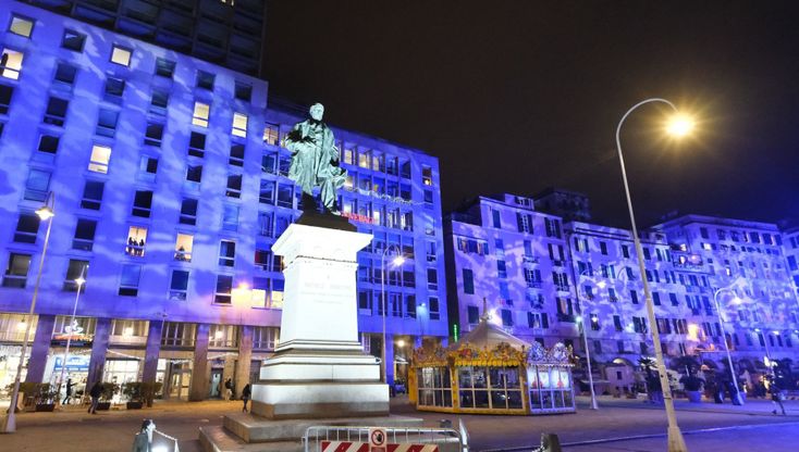 Natale: a Genova giochi di luce in strade e piazze 