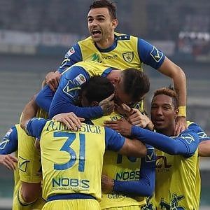 Le pagelle di Chievo-Cagliari: Castro cuore e polmoni, tra i sardi si salva farias