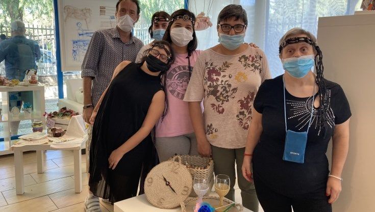 Foggia, la bottega è solidale: "Venti ragazzi disabili producono e vendono i loro prodotti artigianali"