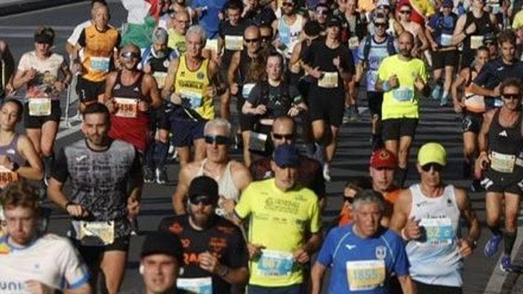 Neapolis Marathon, domenica strade chiuse dal lungomare al centro: gli orari e i divieti