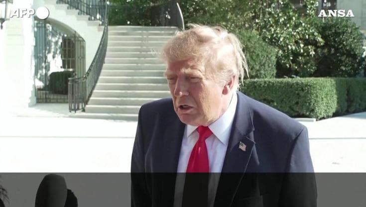 "Silenzio!", Trump zittisce la reporter dopo una domanda su spot "scorretto" del candidato in Ohio