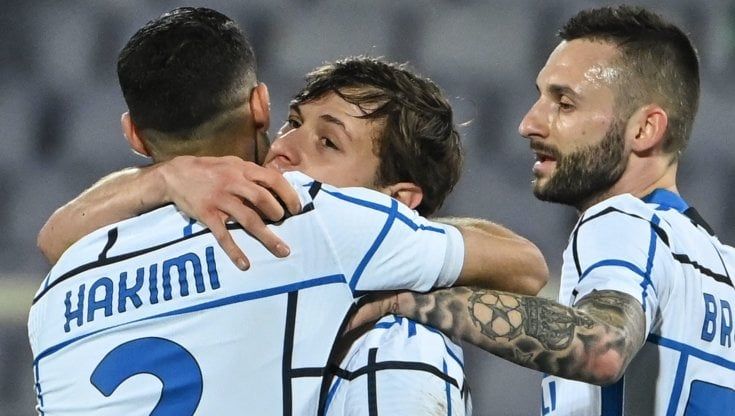 Fiorentina-Inter 0-2: Barella e Perisic spingono i nerazzurri in vetta