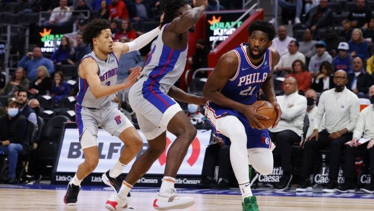 Basket, Nba: Miami cade in casa, Philadelphia prende la vetta a Est