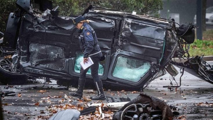 Scontro tra due auto a Milano: morto il più grave dei quattro feriti. Un guidatore senza patente