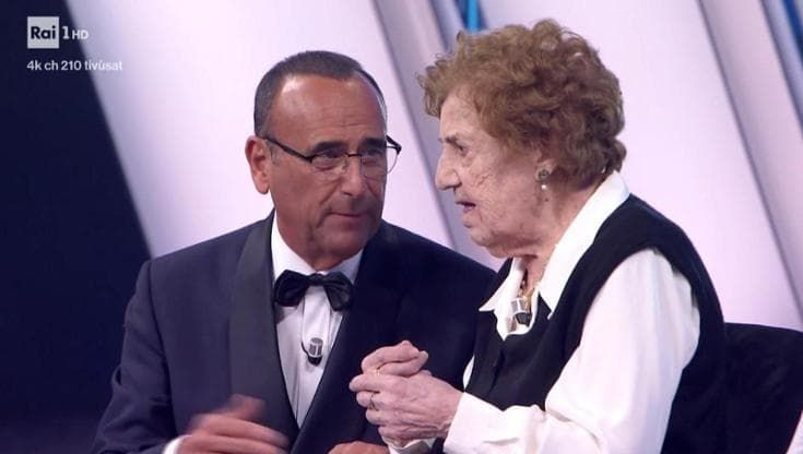 Sanremo: sul palco la signora Gianna, 105 anni. "Al referendum del '46 votai per la Repubblica"