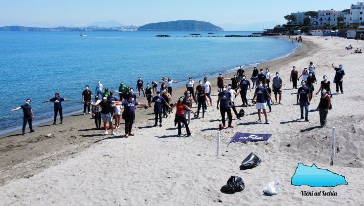 Volontari "plastic free" in azione in oltre 200 località