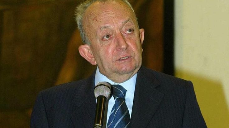 Un piazza per la Costituzione e via Tullio De Mauro