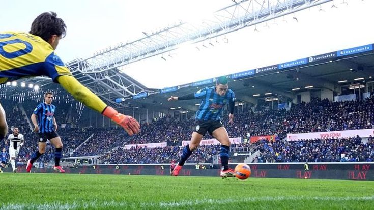 Atalanta, tutto facile: 4-0 al Parma, primo gol di Raspadori