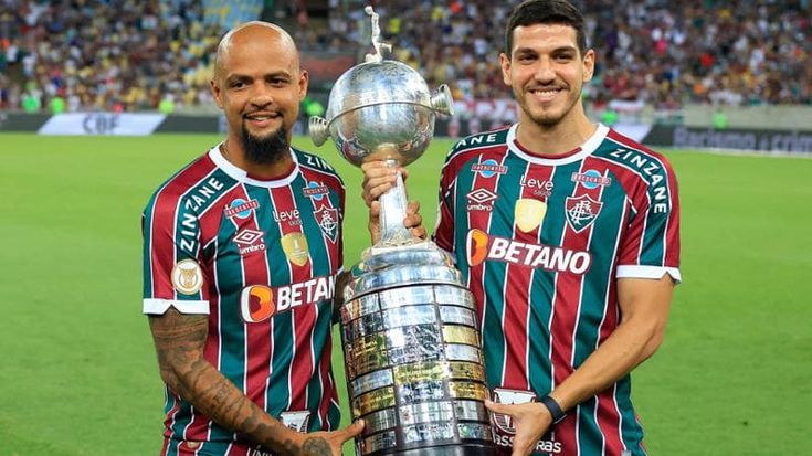 Vi ricordate Felipe Melo? A 40 anni ha vinto la Champions del Sudamerica. Da Milito a Veron, storia dei “vecchietti" che continuano ad alzare trofei