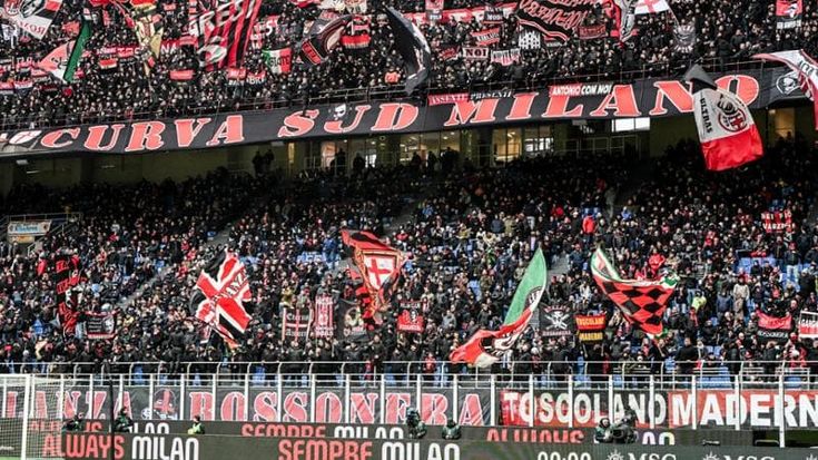 “San Siro senza ultrà è tristissimo”: Salvini scende in campo per difendere i tifosi delle curve