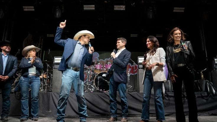 Dio, pistole e hamburger: i dem all’assalto del Texas per prendersi l’America