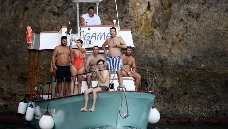 Salvini sul peschereccio che salvò i migranti: ora serve per le gite