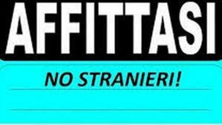 Immigrati: un milione di possibili acquirenti di case, ma per loro diventa difficile anche l’affitto