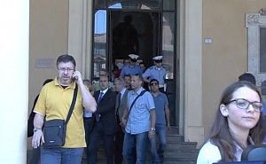 Terremoto, forti scosse in Emilia <br />A Reggio evacuata aula dove parlava Idem
