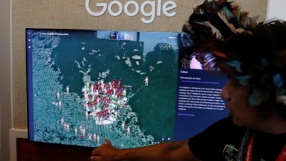 Google Earth diventerà un "social", con foto e storie degli utenti