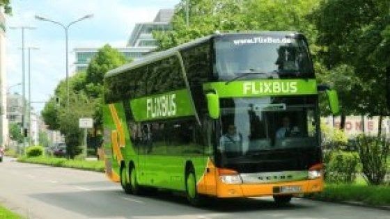 FlixBus accelera sulla sostenibilità con i primi mezzi a idrogeno