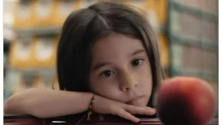 Esselunga, lo spot della discordia e come ci guardano i figli