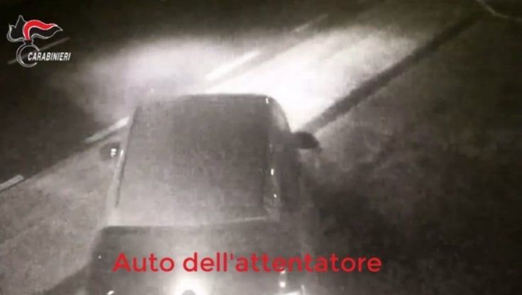 Misero una bomba contro le misure anti Covid, 2 arresti ad Avellino 