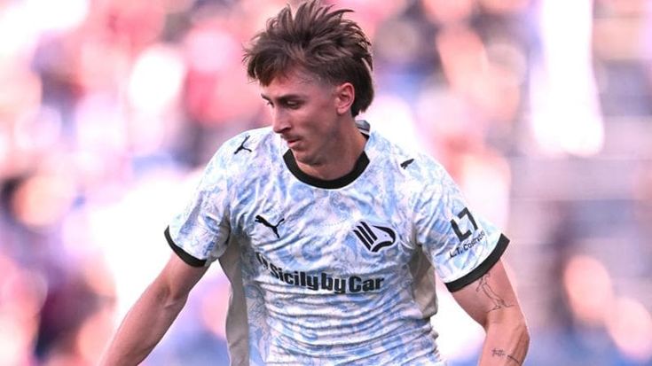 Pohjanpalo imbrigliato, Johnsen dribblomane