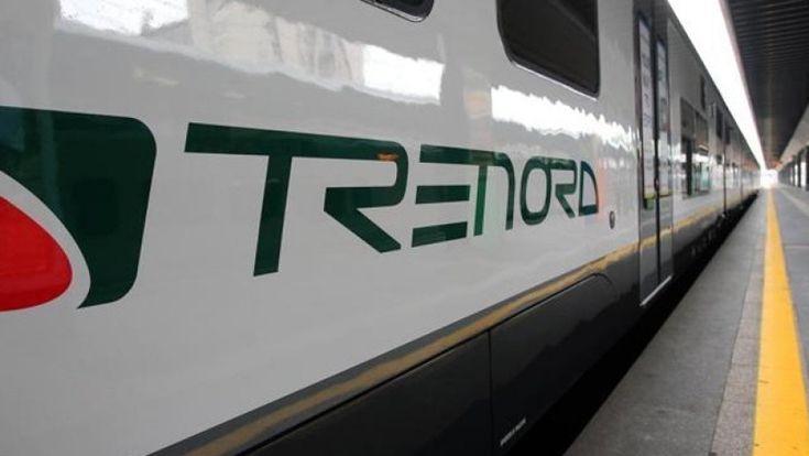 L'odissea dei pendolari da Milano e Bergamo: 50 chilometri in due ore