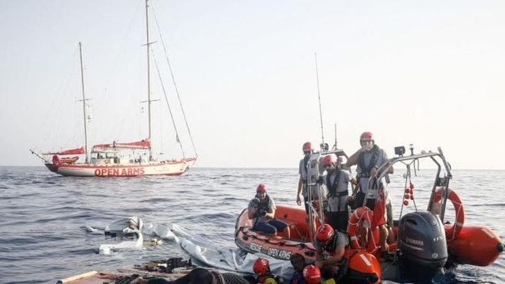 Oper Arms, il governo spagnolo conferisce al fondatore un encomio per l’opera di soccorso in mare