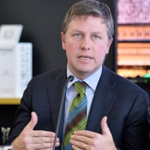 Coronavirus, il sindaco di Aosta Centoz: "Stop ai cambi di residenza, nessuno diventa più aostano"