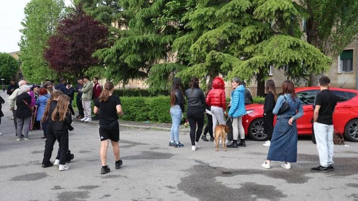 La Barca sospesa tra rabbia e lutto dopo la morte di Bader: “I nostri figli di sera hanno paura”