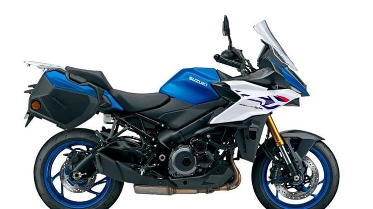 Le moto Suzuki “corrono” il Giro d’Italia di ciclismo per il secondo anno consecutivo