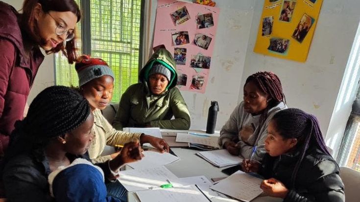 Volontariato d’azienda, le iniziative di Edison e Fondazione EOS: dal laboratorio educativo alla scuola di italiano per stranieri