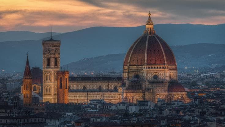 Truffa milionaria alla onlus del campanile di Giotto, Duomo e Battistero di Firenze: nove fermi