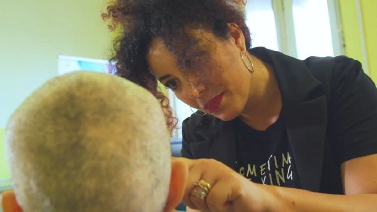 Francesca, professione look therapist a Salerno: “Aiuto le malate di cancro a reinnamorarsi del proprio corpo”