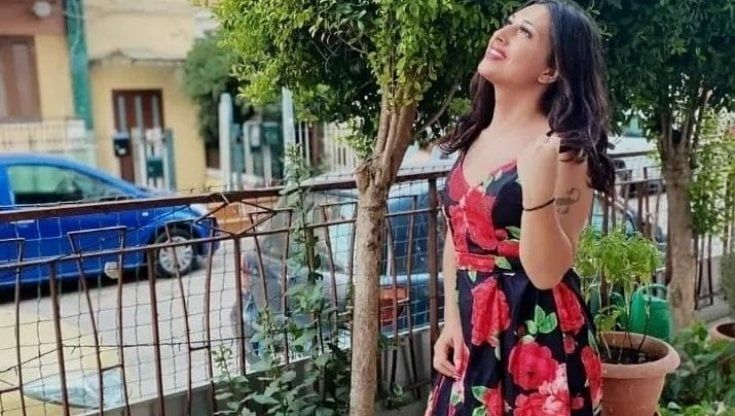 Palermo, vietato il bagno delle ragazze a una studentessa trans: "Sotto hai quella cosa"