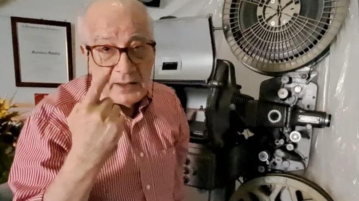 Cardiologo vende il cinema che costruì per ricordare il padre: “Un sogno che merita di proseguire, non cederò ai palazzinari”