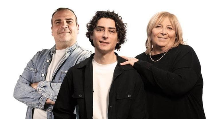 Casa Surace, l’Italia in una riunione di condominio: “Dialoghi e litigi coinvolgendo il pubblico”