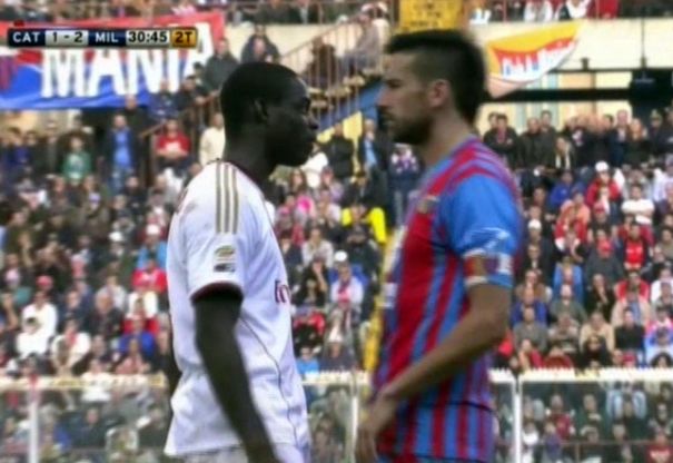 Catania-Milan, Balotelli contro Spolli<br />"Mi ha detto negro di m..."