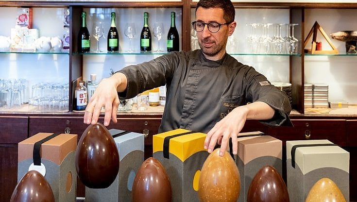 Firenze, le uova crudiste di Vito Cortese: "Così penso alla salute senza dimenticare il gusto"