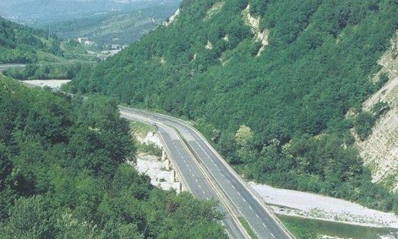 Parma, via libera agli spostamenti verso le regioni confinanti (con autocertificazione)