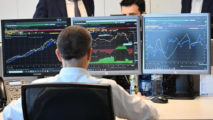 Italia a crescita zero nel terzo trimestre, sfiorata la recessione tecnica. Sale la disoccupazione