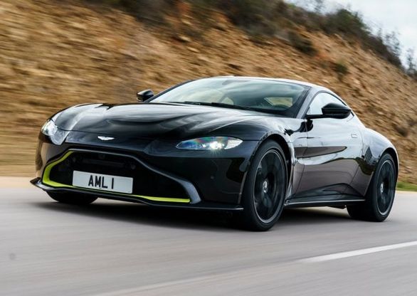 Aston Martin Vantage Onyx Black 