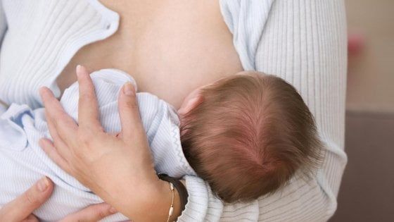 Un “Baby Pit Stop” alla Reggia di Caserta per le donne che allattano al seno