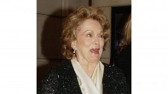 Morta Shirley Douglas, madre di Kiefer Sutherland. L'attrice canadese recitò in "Lolita"
