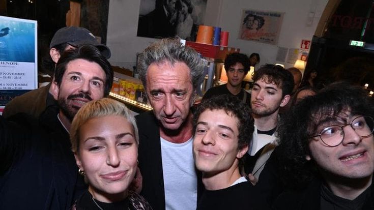 Paolo Sorrentino: “Palermo è come Parthenope. Mi stuzzica girare in Sicilia”