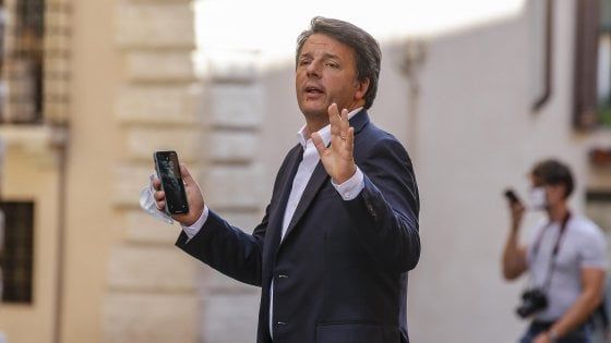 Legge elettorale, il Pd in pressing su Iv: "L'accordo di governo va rispettato". Ma Renzi: "Non è una priorità"